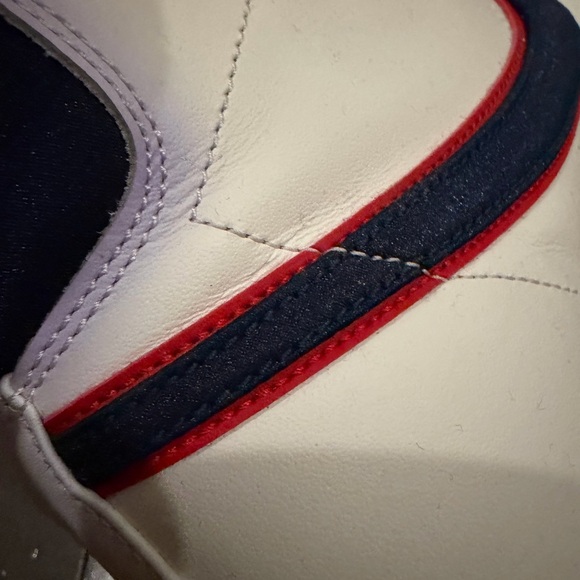 Nike Blazer Mid '77 Vintage in Red & Navy - Picture 7 of 16